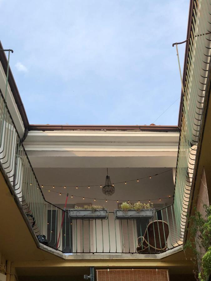 Casa Tesor - Your Design Home In Mantua City Center Mântua Exterior foto