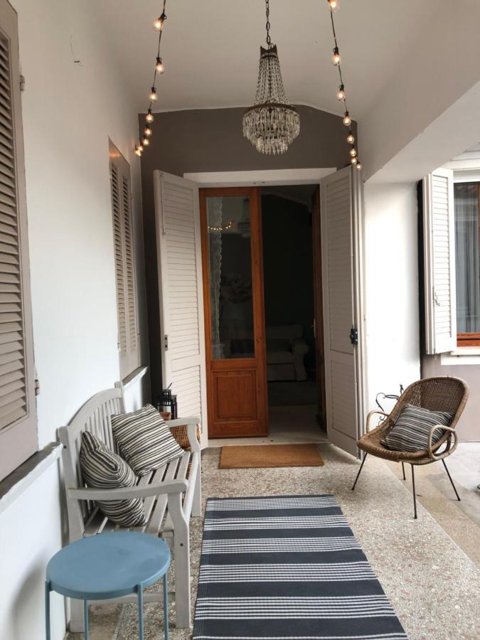 Casa Tesor - Your Design Home In Mantua City Center Mântua Exterior foto