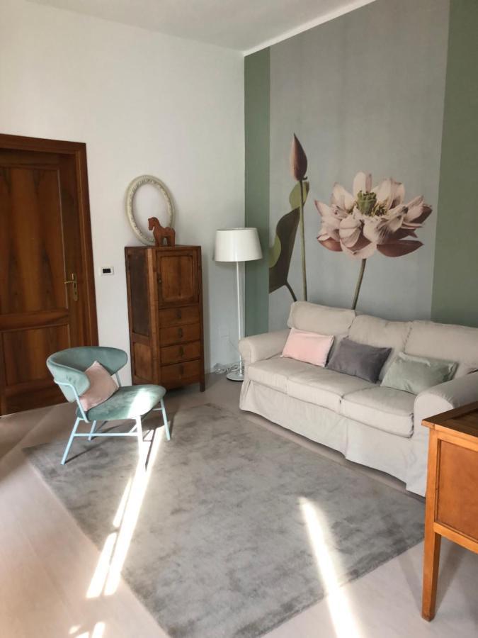 Casa Tesor - Your Design Home In Mantua City Center Mântua Exterior foto